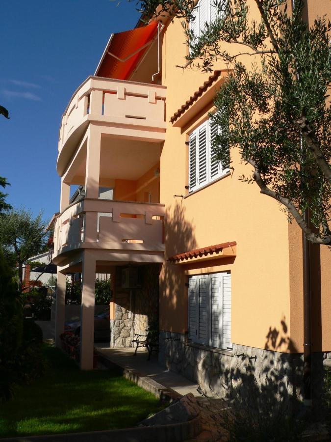 Apartman Ruza Krk Town Exterior photo