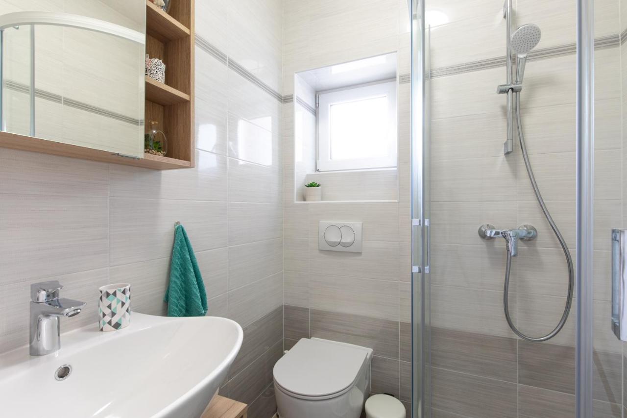 Apartman Ruza Krk Town Exterior photo